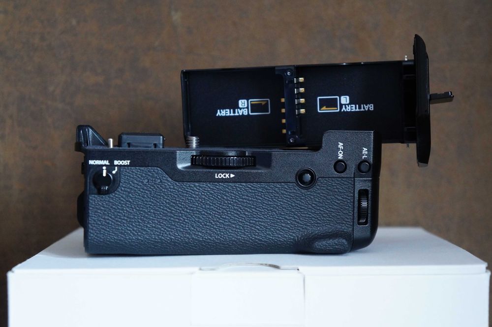 Батарейний блок FUJIFILM VPB-XH1 для X-H1 NP-W 126s