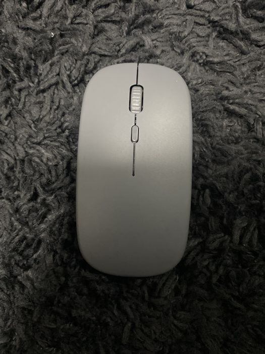 Klawiatura na bluetooth i myszka na usb pudełko otwarte ale nie urzywany