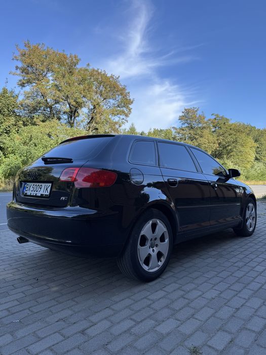 Audi a3 8p Хетчбек