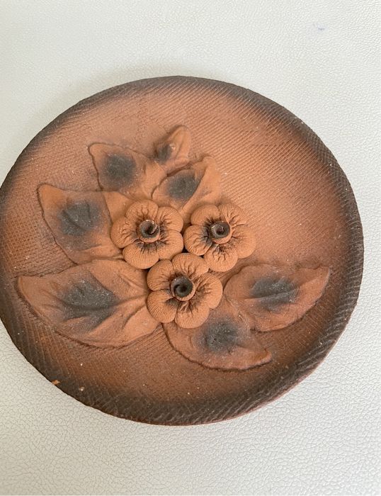 Декоративні блюдця на стіну