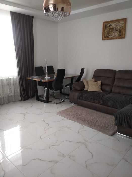 Приватний будинок