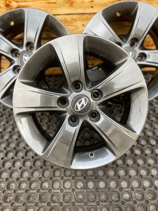 Диски легкосплавні оригінал 5/114.3 R15