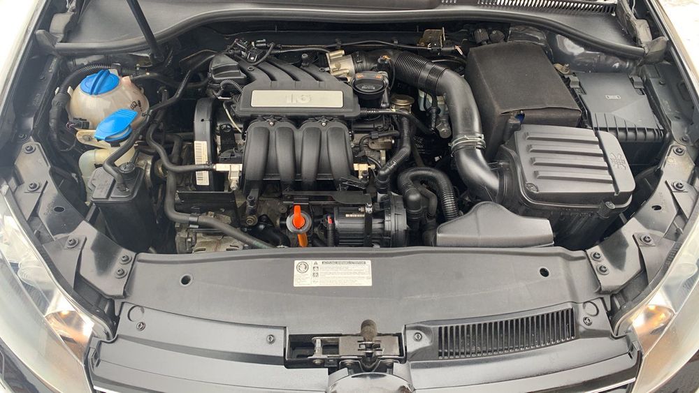 Volkswagen Golf 6 1,6 MPI 75 кВт