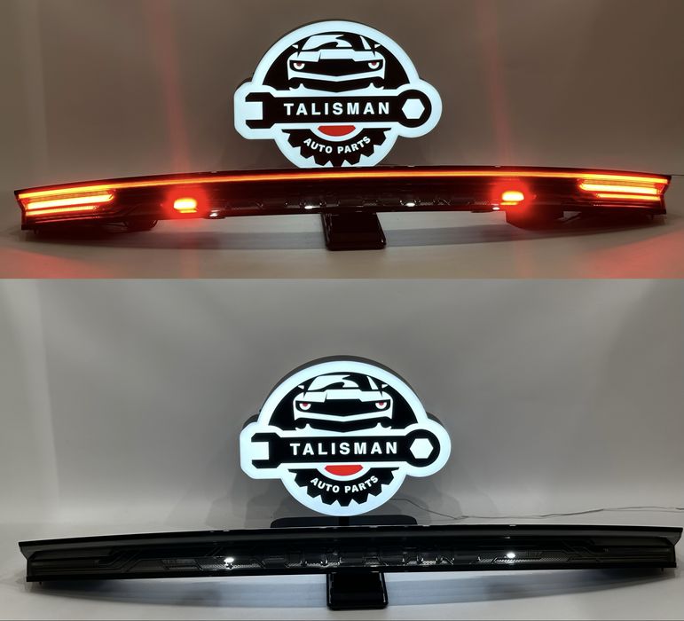 Porsche Taycan центральний фонарь бленда в наявності 9JA945082G