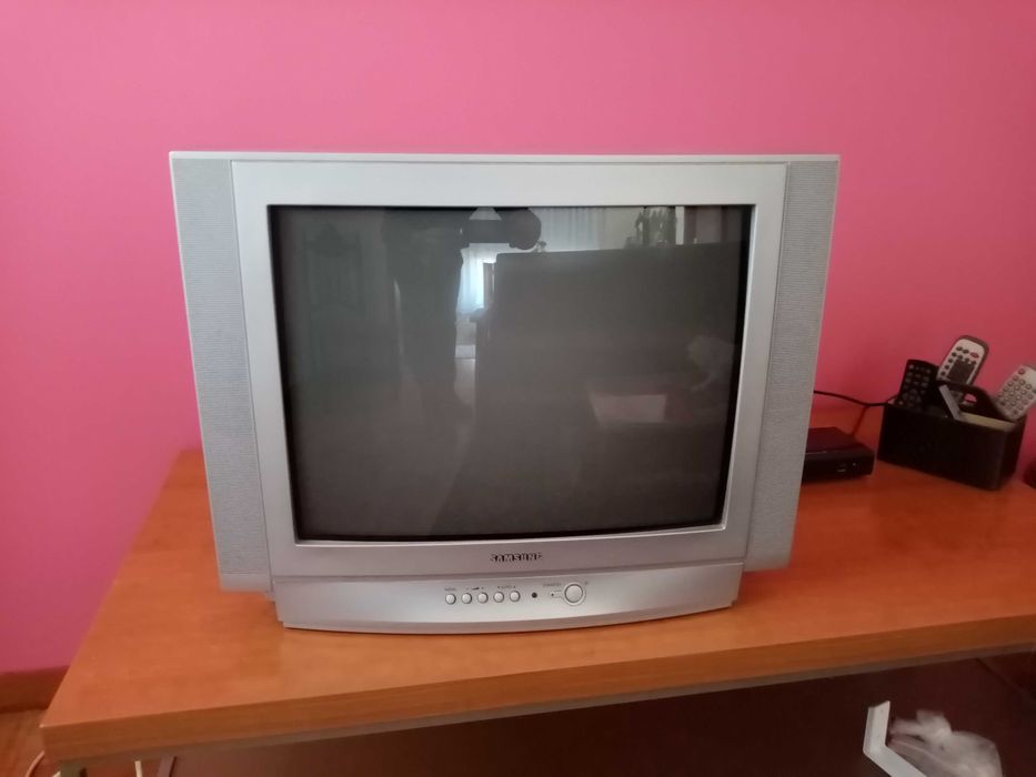 Televisão antiga