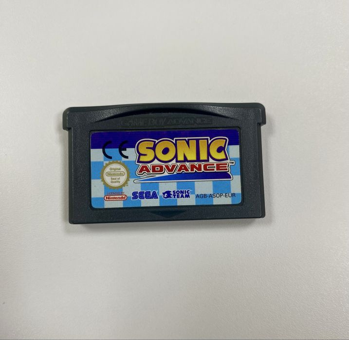 Sonic Advance - Game Boy Advance
