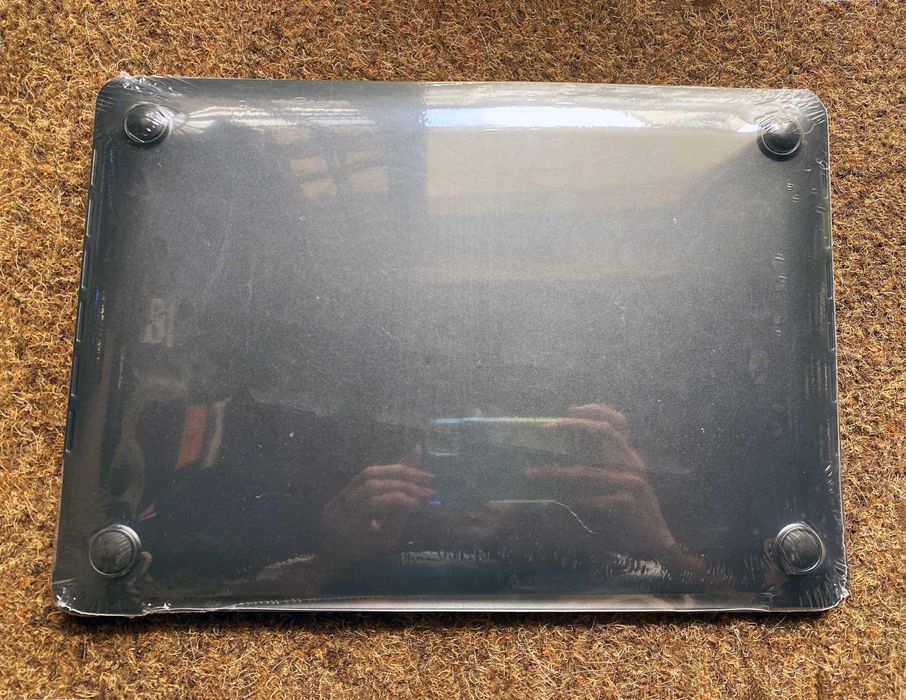Capa protectora para Macbook Pro 13 (A1706, A1708, A1989, A2159)