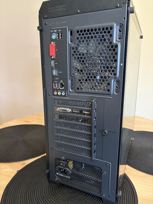 Komputer stacjonarny  ryzen 5 5600x/32gb/1050ti/240gb