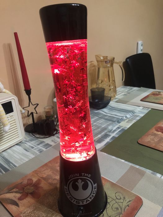 Лампа лавовая красная