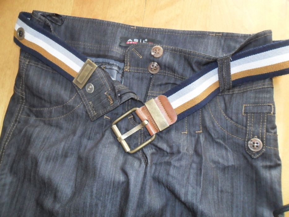 Джинсы(брюки из джинсовой ткани),44(обычный).38 европ.Турция оригинал.