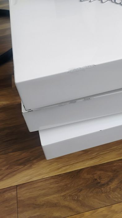 Obrotowy sprzęt biały