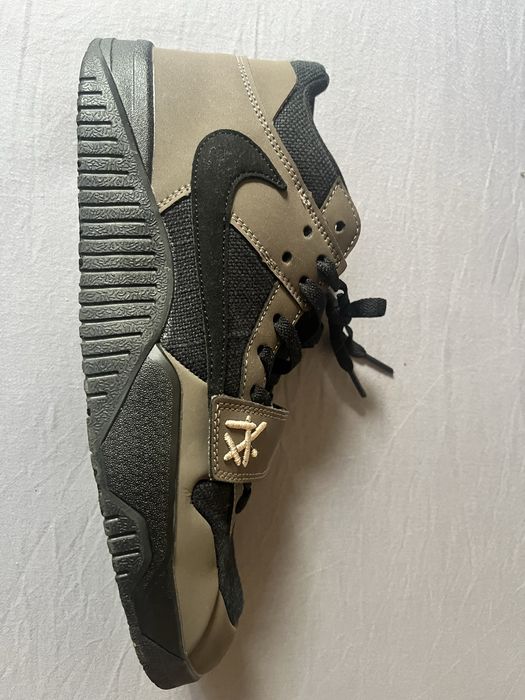 Travis scott nike