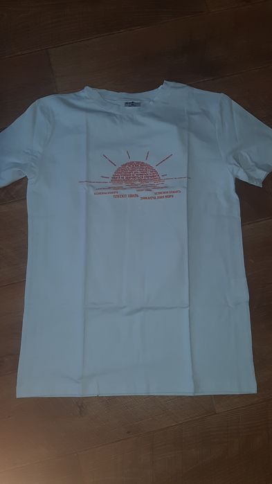 Футболка женская