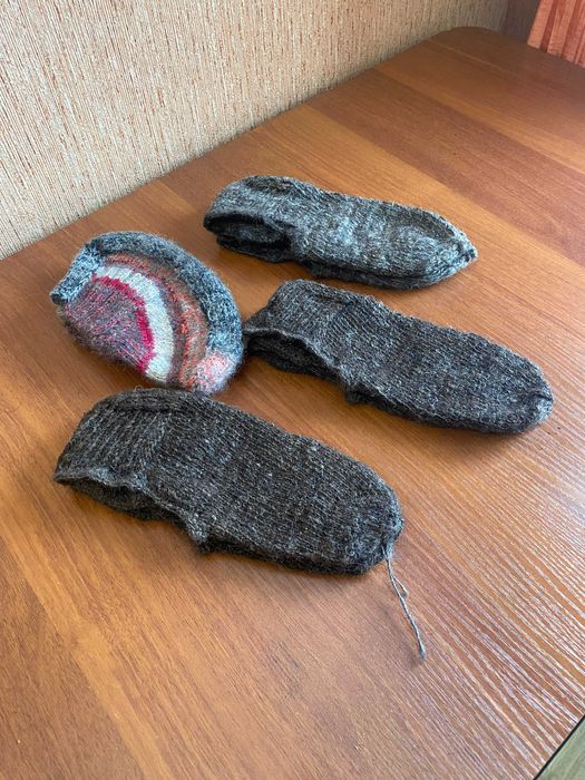 Носки ,следочки из козьего пуха+шерсть шпанки ручной работы -НОВЫЕ