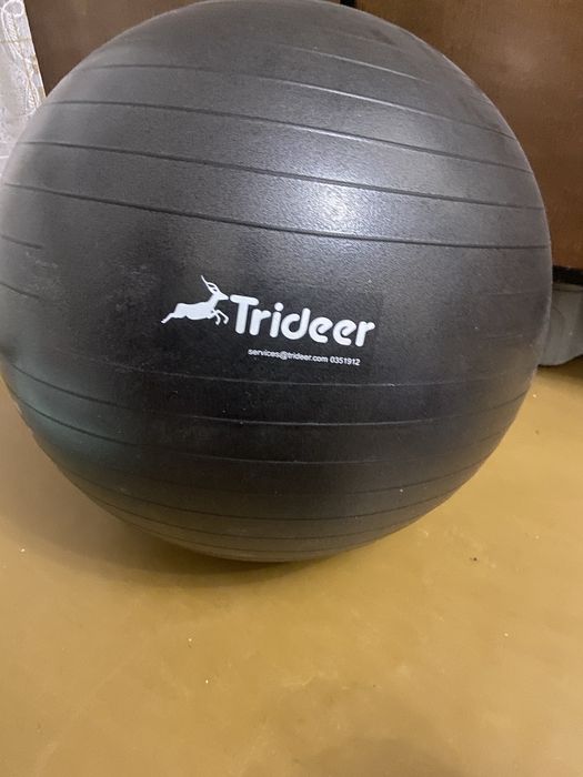 Продам ігровий руль та мяч