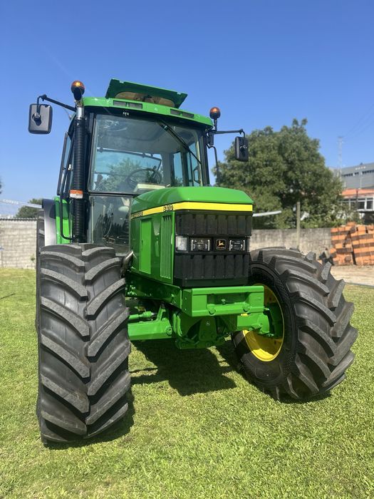 Trator John Deere 6410