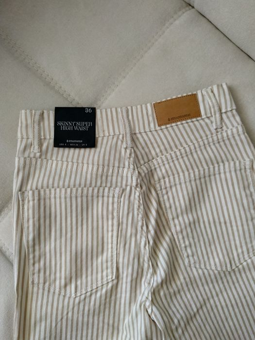 Джинси Stradivarius розмір S