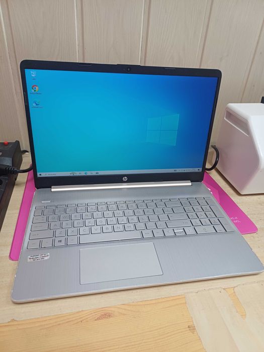 Laptop HP 15 I3 8/240 GB ssd Windows 11 Sklep Radom