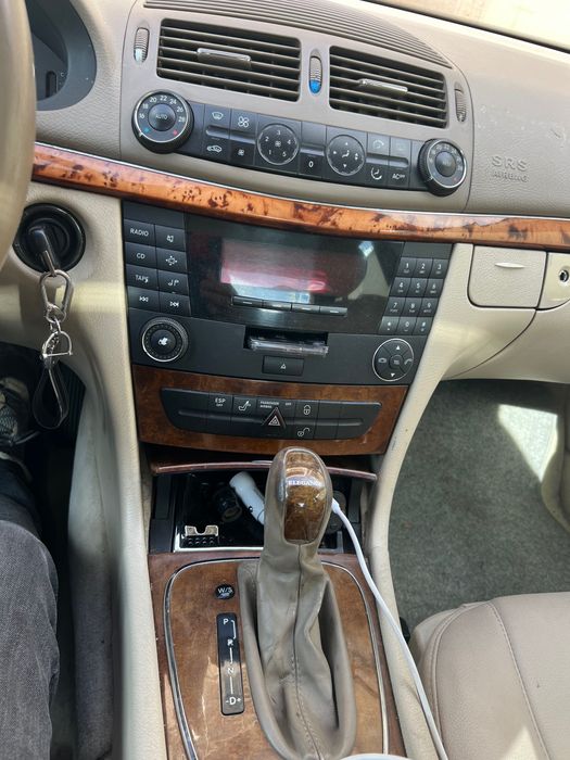 Mercedes E 220 CDI CX automática, muito novo