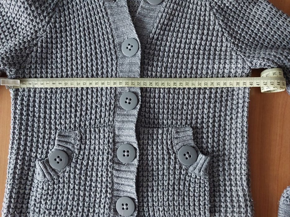 Sweter rozpinany z kapturem rozmiar 38