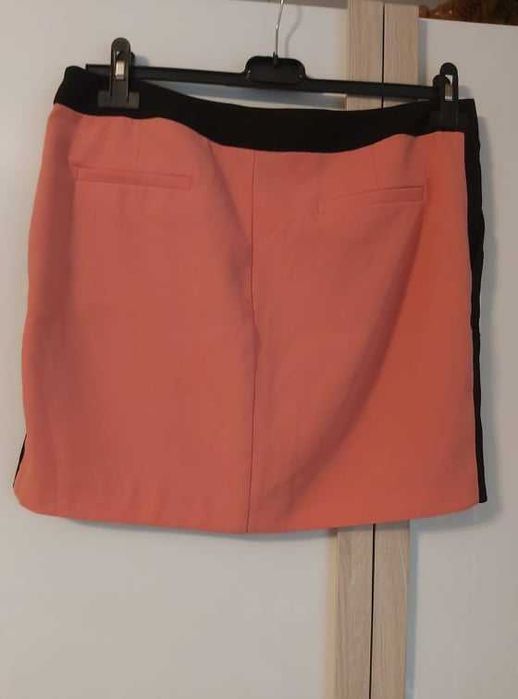 Sprzedam spódniczkę L(40)