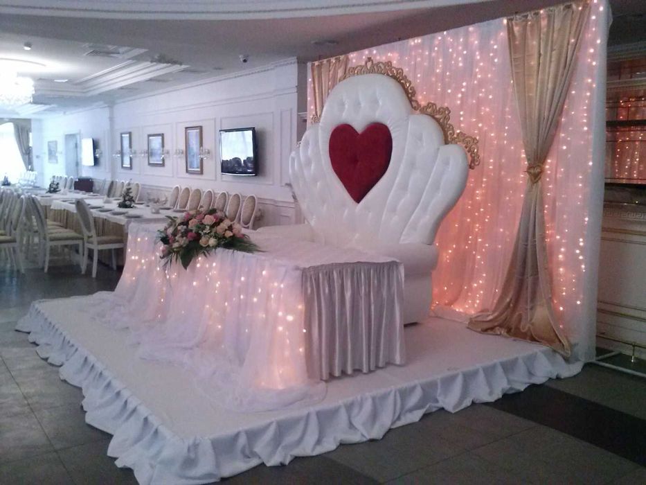 Продам Свадебный трон