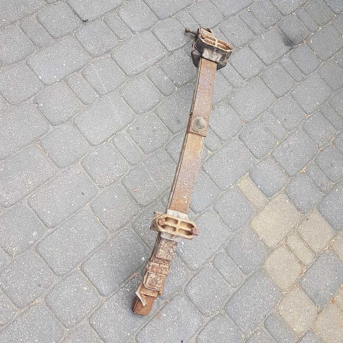 resor uchwyt mocowanie wspornik fiat 126p maluch oryginał po 13 tys km