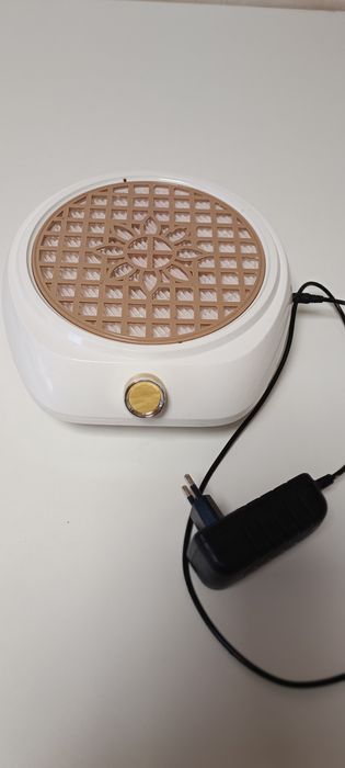 Aspirador de pó de uhhas