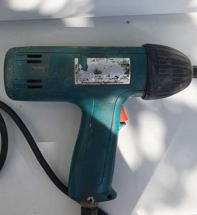 Гайковерт Makita