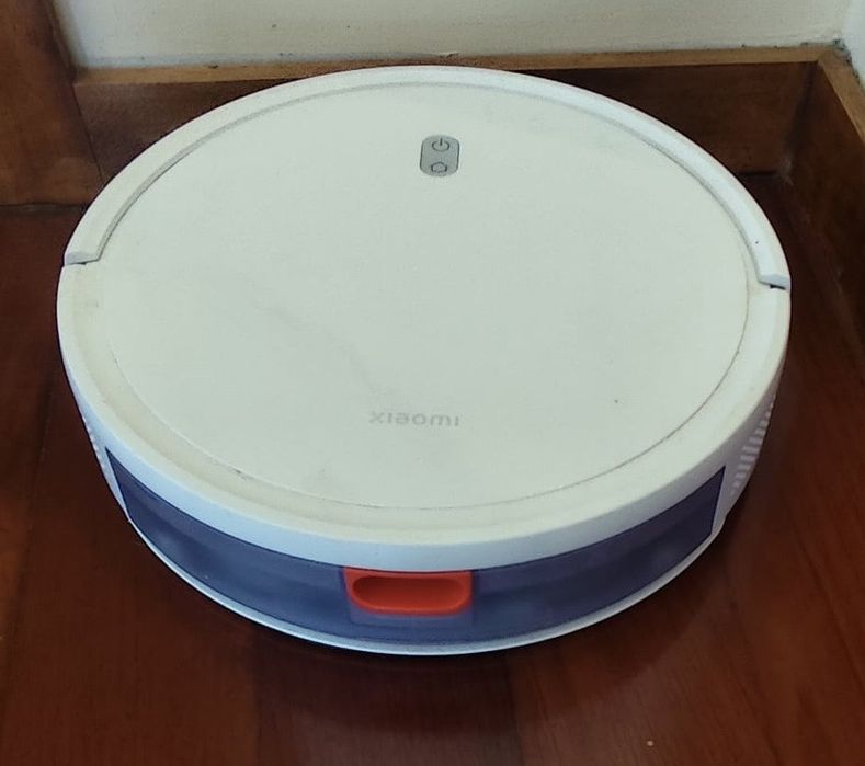 Aspirador com funcao limpeza
