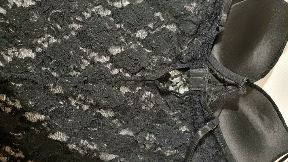 Сексуальный кружевной пеньюар H&M 84 A