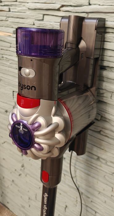 Odkurzacz pionowy Dyson V8 Advanced
