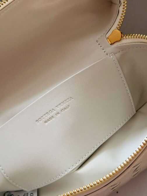 Torebka Bottega Veneta bangbang vanity damska torba, skóra 2356