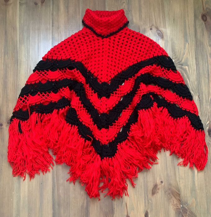 Пончо в’язане крючком універсальний розмір