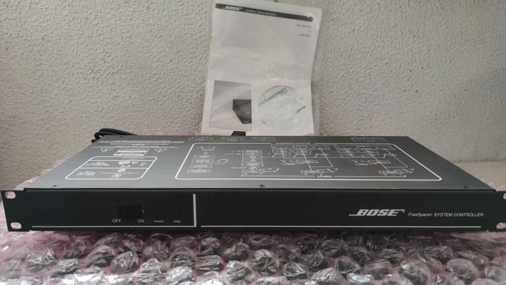 Bose FreeSpace Model 8/32 controlador do sistema de montagem em rack