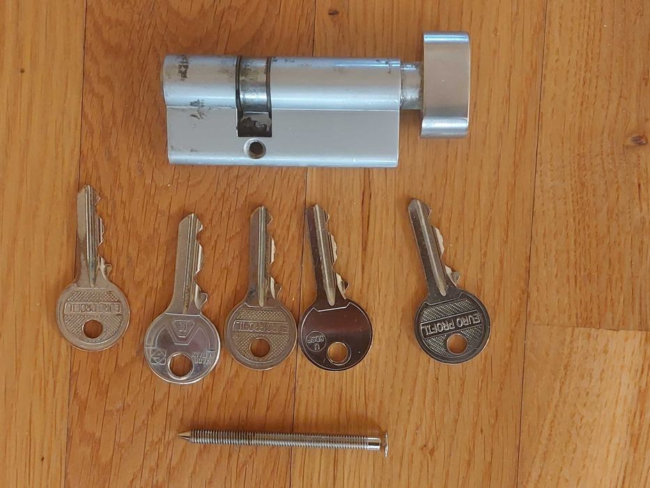 Wkładka bębenkowa GERDA E1 G43/26 z gałką, nikiel satyna + 5 kluczy