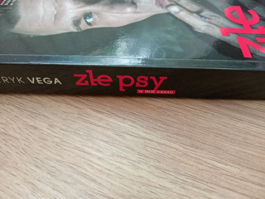 Masa o porachunkach. Nadal. Vega. Służby specjalne. Agent. Afera