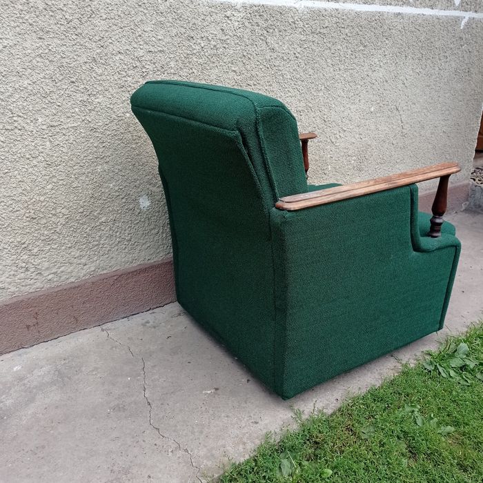 Продам диван і два крісла не комплектні!