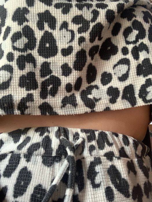 Тенмо набор -топ и легинсы фитнес  S 250гр