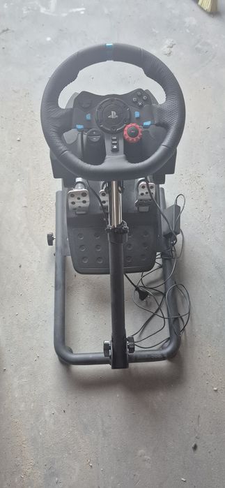 Kierownica Logitech G29 wraz ze stojakem