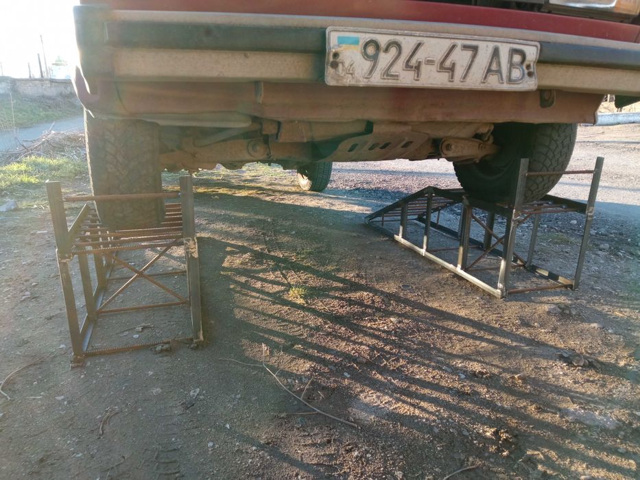 Мини эстакада.для авто до 3 т.