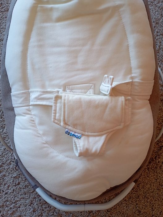 Doomoo Seat Home Branco/Taupe + Baloiço Swing