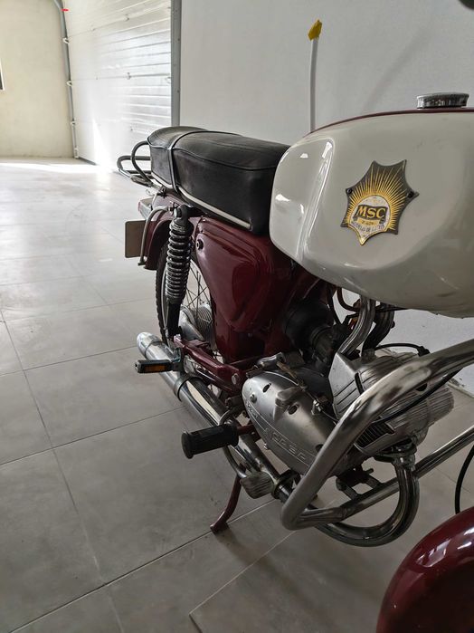 Motorizada casal