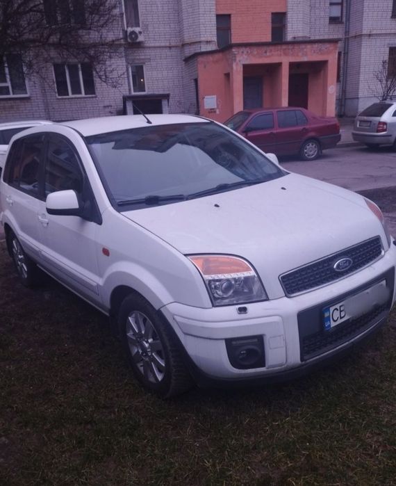 Ford Fusion 2011 року