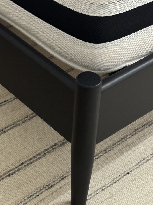 Cama de casal Sklum + colchão