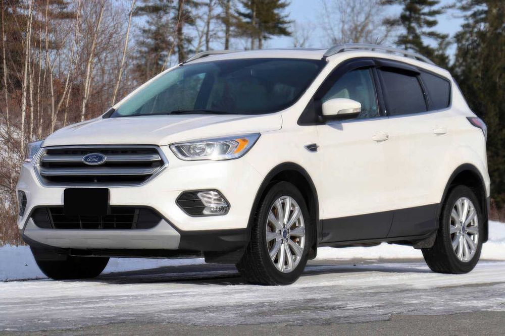 Ford Escape Titanium      2017