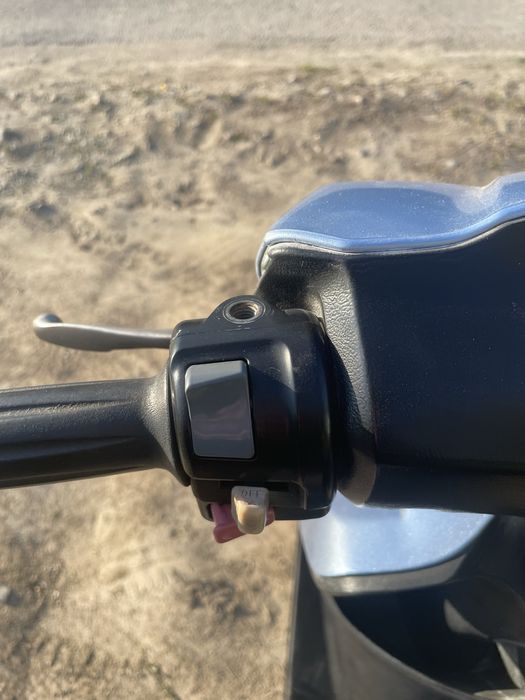 Yamaha jog sa36 2013 року з контейнера(не sa16sa16zr,neos,aerox,bws,slider,rr)