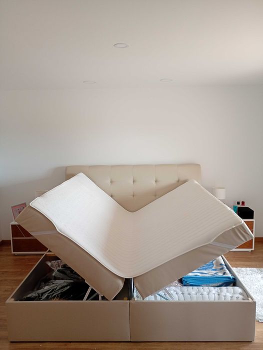Cama Continental 200x200cm - Cor Bege