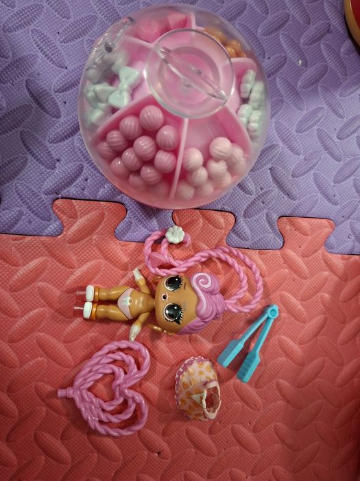 Кукла лол в капсуле с бусинами для прически lol