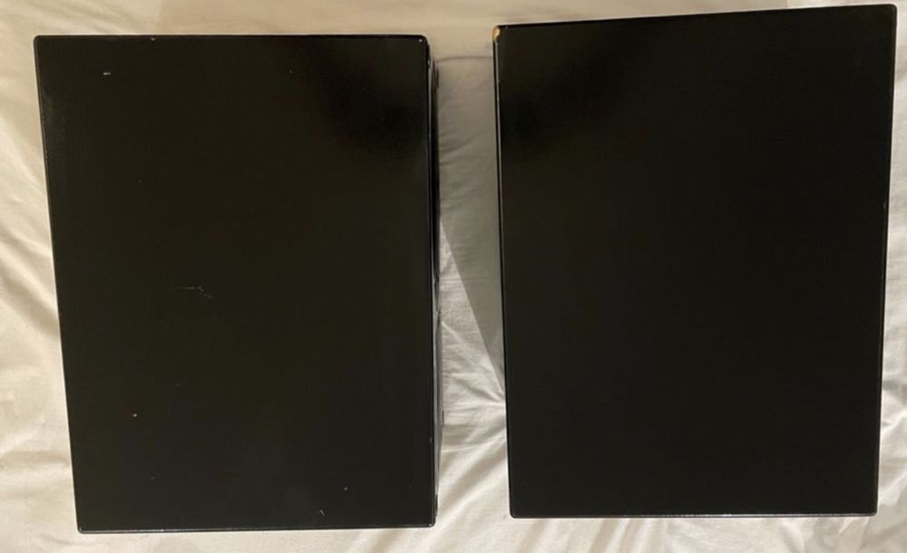 Monitores de Estúdio Genelec 1031A